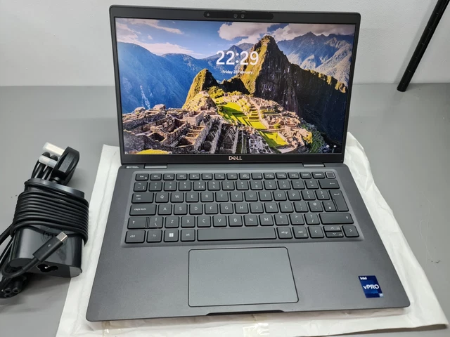 DELL LATITUDE 7330 Laptop/13.3