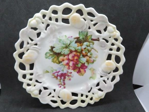 Made in Germany Beautiful 7.5" Round Pottery Tray with Grapes and Peach Lustre