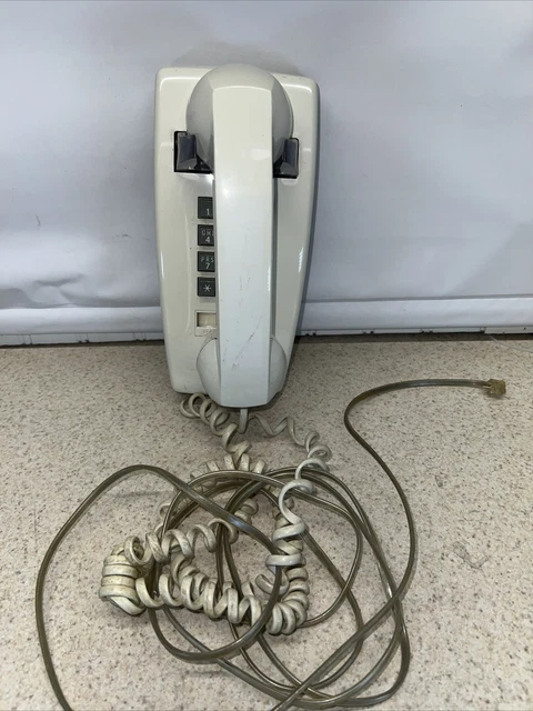 Vintage 1984 Conair White Touchtone Wall Phone UNTESTED