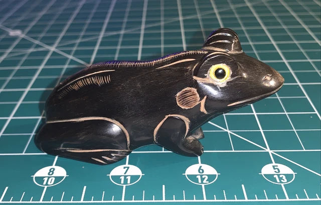 Mid Century South Pacific Carved Bull Horn Frog Fetish / Effigy