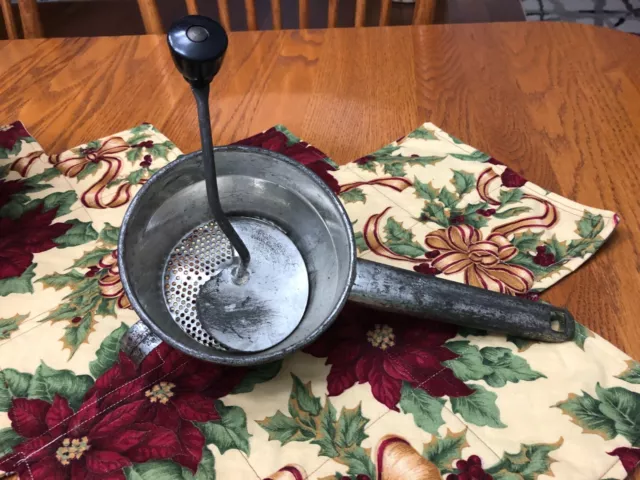 Foley Food Mill Potato Masher 5.25" Ricer Strainer Kitchenware 2051095 USA VTG