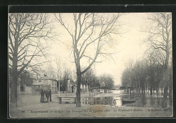 CPA Argenteuil, Les Inondations 1910, Le Boulevard Heloise 1910