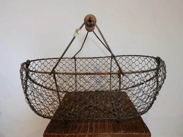 Panier ancien grillagé transport animaux - Décoration