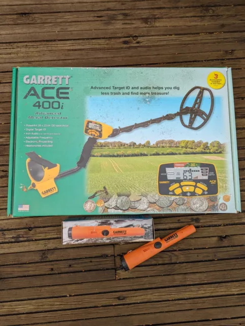 Garrett Ace 400i metal detector & extras