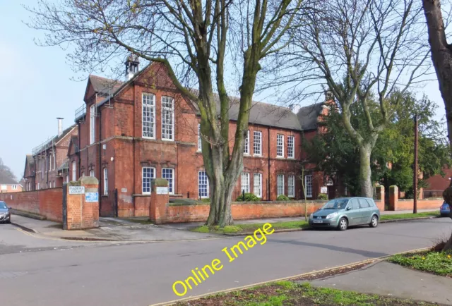 Photo 12x8 Park Avenue, Kingston upon Hull Former Industrial School for Gi c2014