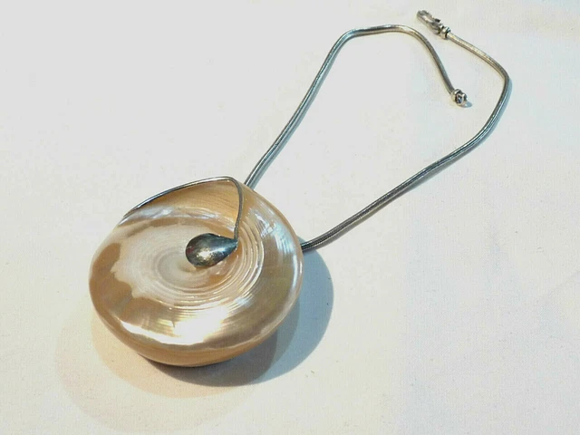Pendentif Ancien En Coquillage Avec Chaîne En Argent Massif 925 - Style Plage - Occasion Bon état