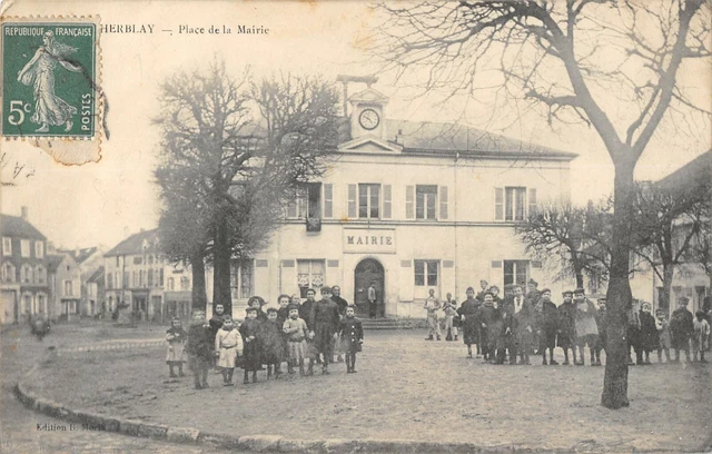 Cpa 95 Herblay Place De La Mairie