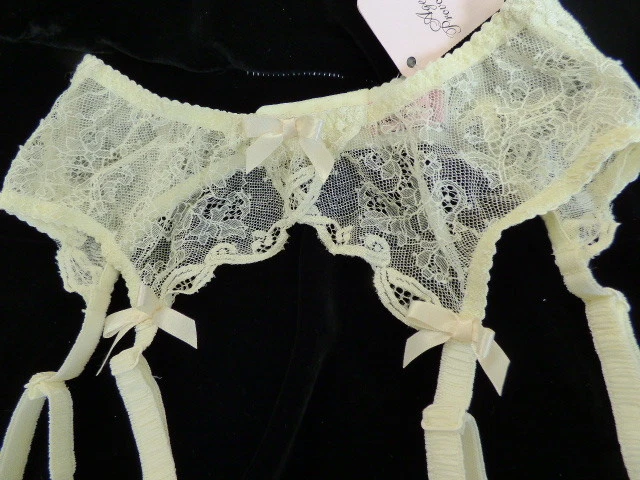Agent Provocateur LOVE bridal lace suspender belt M cream NEW garter stockings