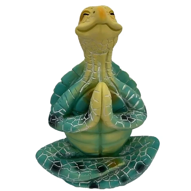 Tortue de mer peinte à la main sur une feuille de palmier de