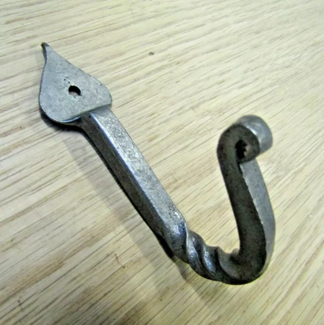 5 X LEAF TWISTED ANTIQUE IRON hand forged rustic iron old utility hanging hook 2