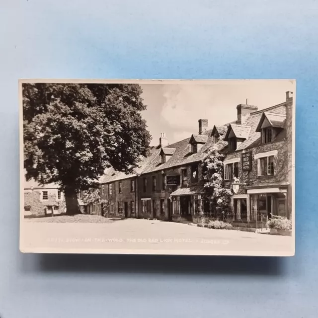 Stow On The Wold Postcard C1950 Real Photo Old Red Lion Pub Hotel Gloucester