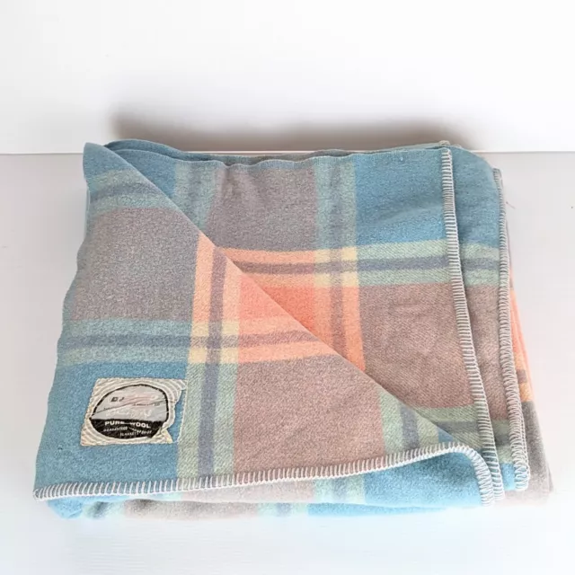 2 VINTAGE RETRO DAVID JONES AUSTRALIAN WOOL BLANKETS 230x240