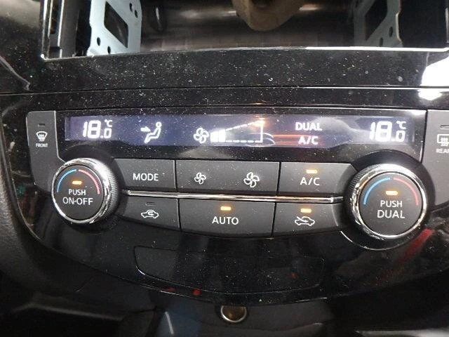 NISSAN X-Trail 2014 DBA-NT32 Pannello di controllo A/C 275004BA1A [Usato] [PA67007647]