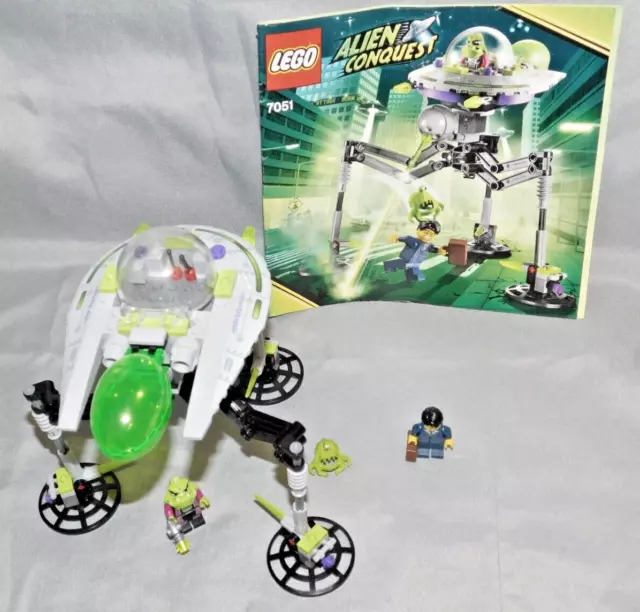 Lego alien conquest 7051 clearance