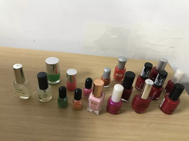 Nail Polish Varnish Yellow Rose Red Green Rimmel 17 Quick Dry JOB LOT