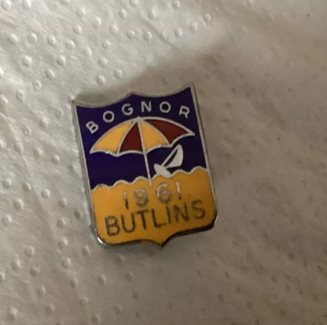 BUTLINS BOGNOR 1961 - Enamel Badge