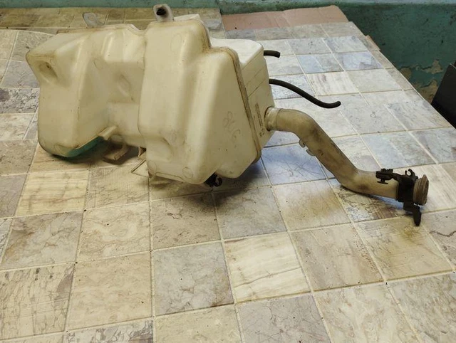 Mitsubishi Colt Vi Z3A, Z2A Mn105383 A4548600060 Mn105384 18242046