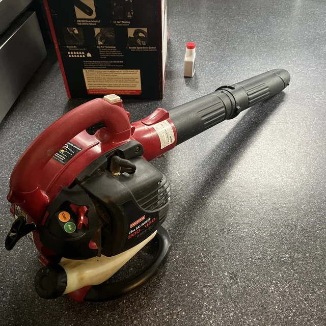 CRAFTSMAN 25CC 2CYCLE 430cfm 200mph Gas Powered Leaf Blower/Vac. LOCAL