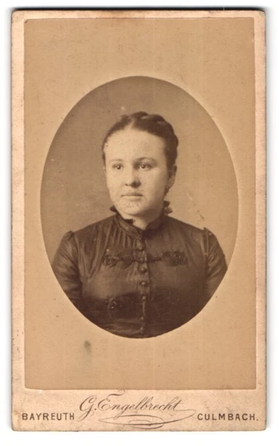 Fotografie Georg Engelbrecht, Bayreuth, Richard Wagner-Str. 300, Junge Dame in