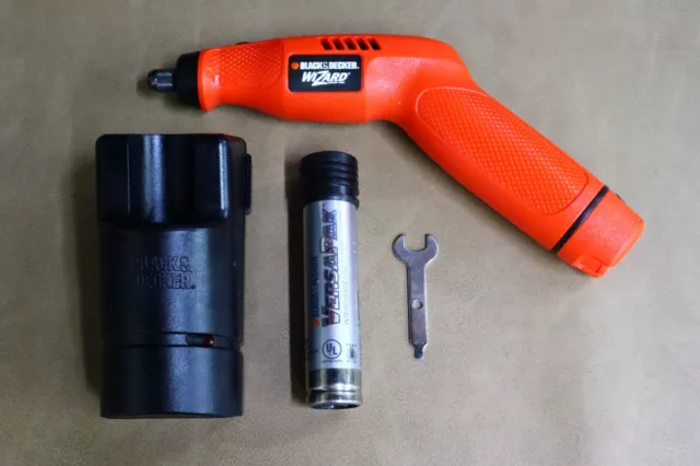 Black & Decker Wizard Cordless Rechargeable Rotary Tool VP940 w/ Charger &  Case