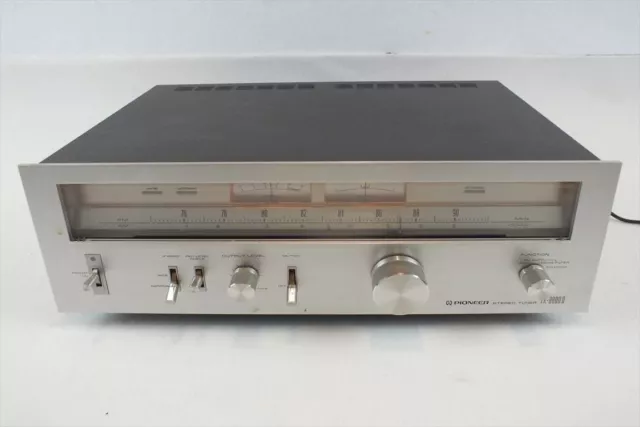 Vintage PIONEER TX-8800 II FM/AM stereo tuner Silver AC100V Free Shipping Used