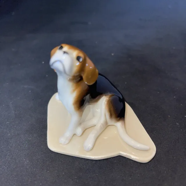 Hagen-Renaker Specialty Pedigree Line #1012 BEAGLE - Ceramic Dog Figurine