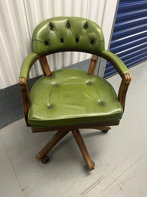 Vintage Chesterfield Swivel Desk/Study Chair. Made by Ring Mekannik of Norway