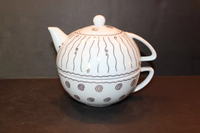 Pottery Barn Nile Tea for One Set 2-Cup Teapot & Coffee Cup White Porcelain Gold