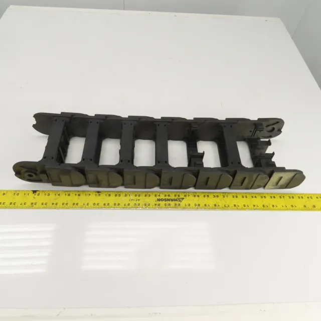 Igus 40.01.150 450.15 28" OAL Cable Carrier Energy Chain 5-3/4" x 2-1/8" ID Open
