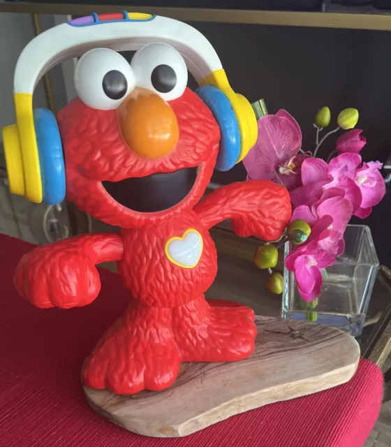 🎉🔥Sesame Street Elmo  "Let's Dance"  Hasbro Animated Musical W/Headphones #178