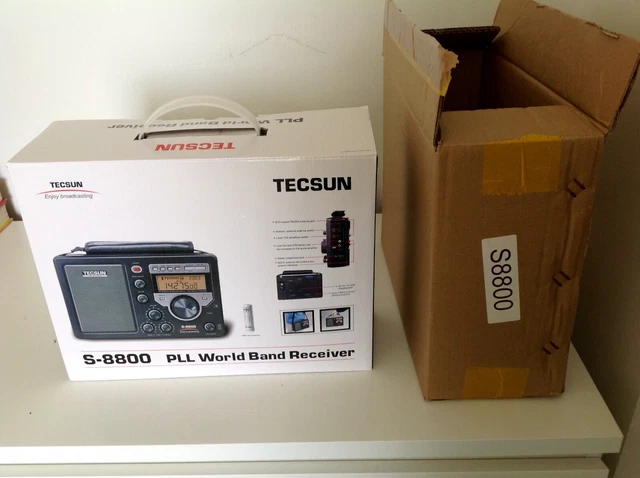 TECSUN S-8800 Radio (in scatola originale e confezione) TECSUN S-8800 Radio (in scatola originale e confezione)