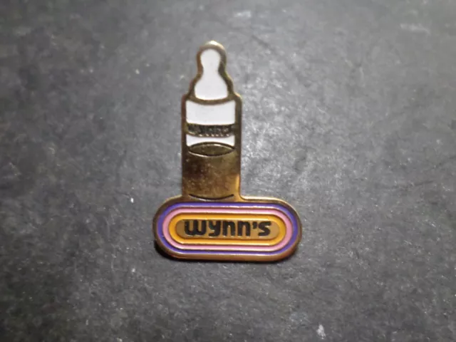 Collection Pins Objects Advertising Images WINN'S, Occasion, Old Rare Enamel