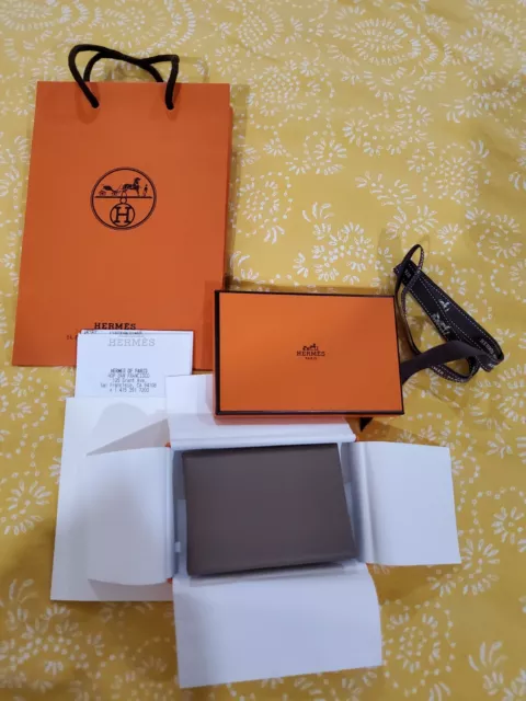 Brand New Hermes Calvi Duo Compact Card Holder Wallet in Etoupe Epsom Calskin