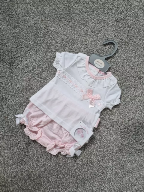 Baby Girls Spanish Top Shorts Outfit White Pink Bows frills ribbons 0-3 Months