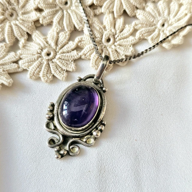 Collier Ancien En Argent Massif 925 Avec Pendentif Améthyste – Style Napoléon III Et Motif Feuillagé