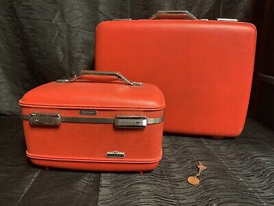 Vtg American Tourister Tiara Red 21” Suitcase Luggage and Makeup Case