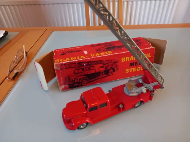 Tekno Denmark 445 Scania Vabis Fire Escape Ladder Truck Boxed (Dinky size)