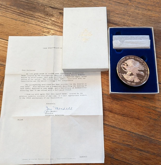 1987 Franklin Mint solid bronze Constitution Coin With Wood Stand Paperwork 7.5!