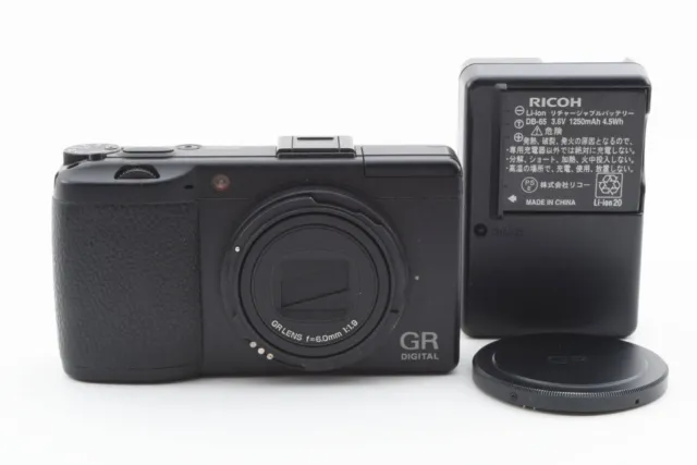 [Near Mint] RICOH GR DIGITAL III 10.0MP Digital Camera w/ battery From JAPAN