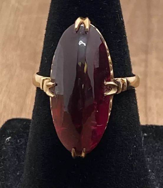 18k Antique / Vintage Ring Simulated Sapphire Ruby size 6 Art Deco Piece 1920’s