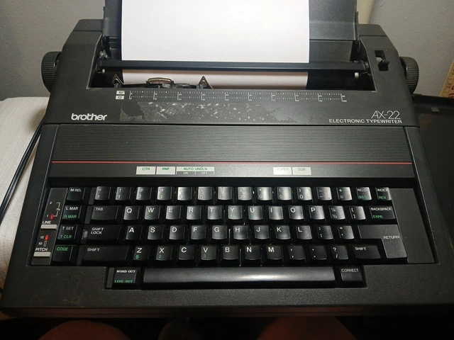 Typewriters & Word Processors, Office Equipment, Office