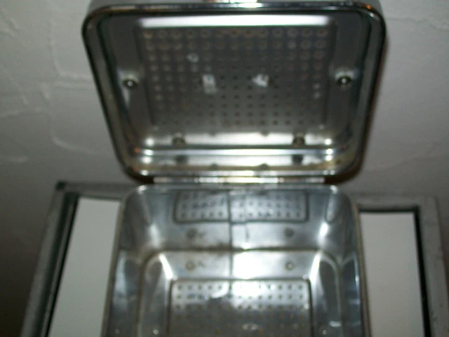 Medizinisches Instrument Bott&Walla Sterilbox Instrumentenbox Edelstahl #111 3