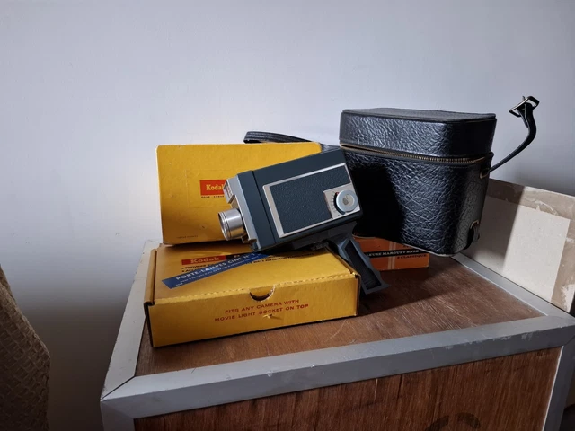 CAMERA SUPER 8 Chinon 44 De 1977 EUR 80,00 - FR