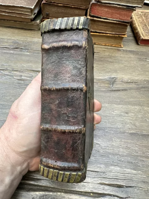 Wunnderschönes Buch mit Beschlägen und Schließen 1730 Haus Reiß Kleinod