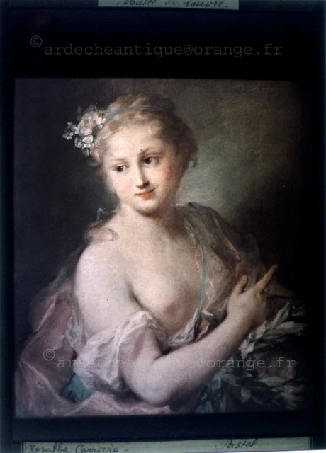 Cambriolage spectaculaire au musée du Louvre en plein Paris