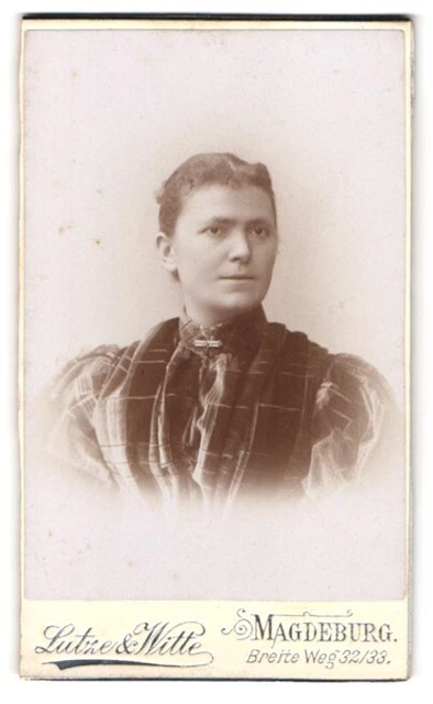 Fotografie Lutze & Witte, Magdeburg, Breite Weg 32-33, Portrait junge Dame im m