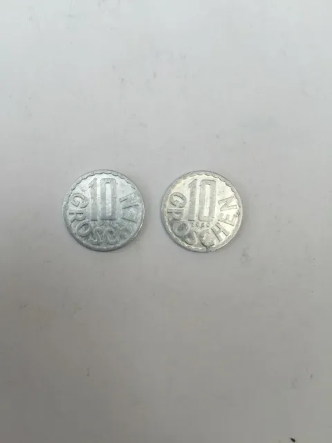 Österreichische 10 Groschen Münze aus dem Jahr 1979 und 1980
