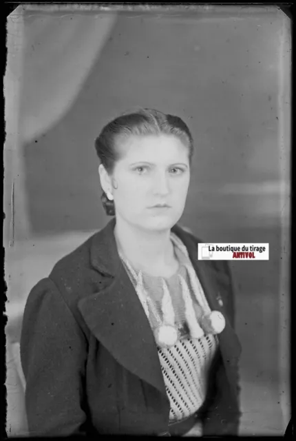 Femme, portrait, Plaque verre photo ancienne, négatif noir & blanc 10x15 cm