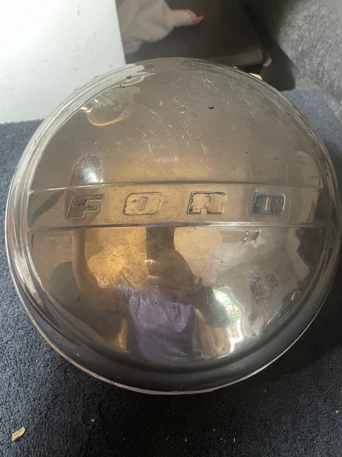 Vintage 1940s FORD Hubcap Wheel Cover Grease Cap “Dog Dish”
