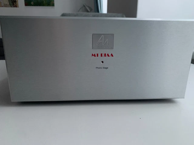 Audio Note M1 Riaa AUDIO NOTE M1 RIAA tube pre amplifier. Very well preserved/great ...